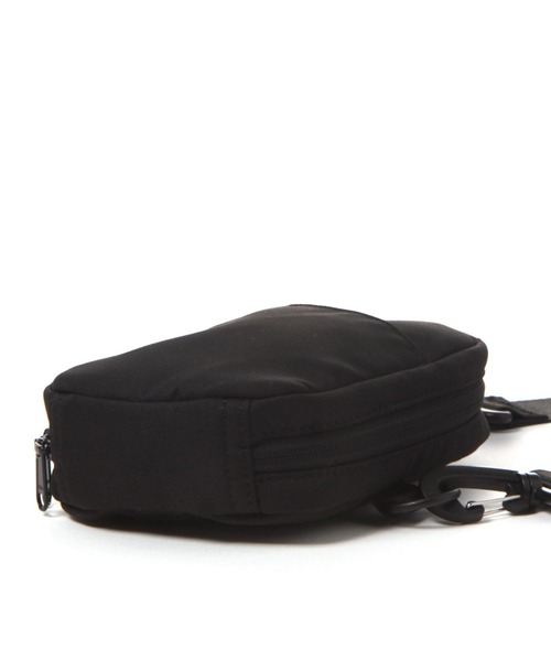 LAKOLE（ラコレ）の「スクエアボディBAG / 110615（ボディバッグ/ウエストポーチ・メンズ・ブラック/カーキ/ベージュ・FREE）」の7枚目の写真