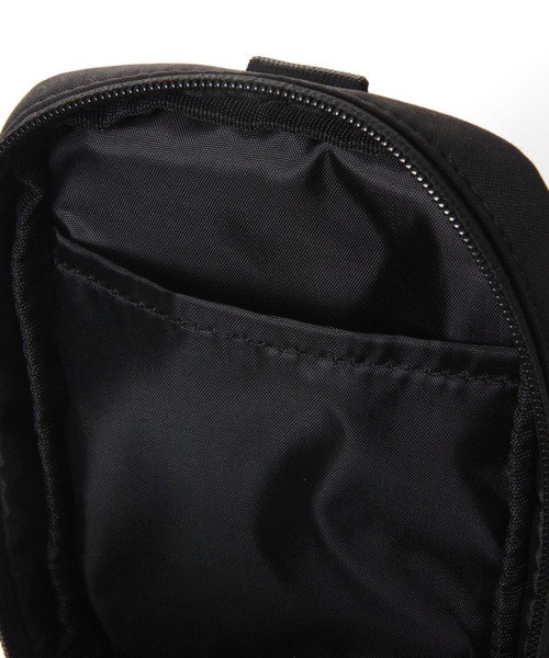 LAKOLE（ラコレ）の「スクエアボディBAG / 110615（ボディバッグ/ウエストポーチ・メンズ・ブラック/カーキ/ベージュ・FREE）」の6枚目の写真