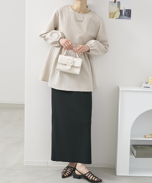 nissen（ニッセン）の「ジャガード　ペプラムブラウス（シャツ/ブラウス・レディース・ブラック/ベージュ/グリーン・M/L/LL）」の7枚目の写真