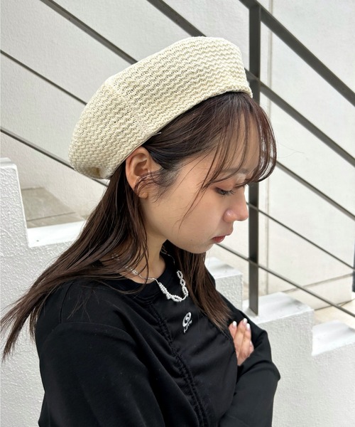 WHO'S WHO gallery(フーズフーギャラリー)の「クロシェ編みベレー(ハンチング/ベレー帽・レディース・ブラック/オフホワイト・FREE)」の3枚目の写真