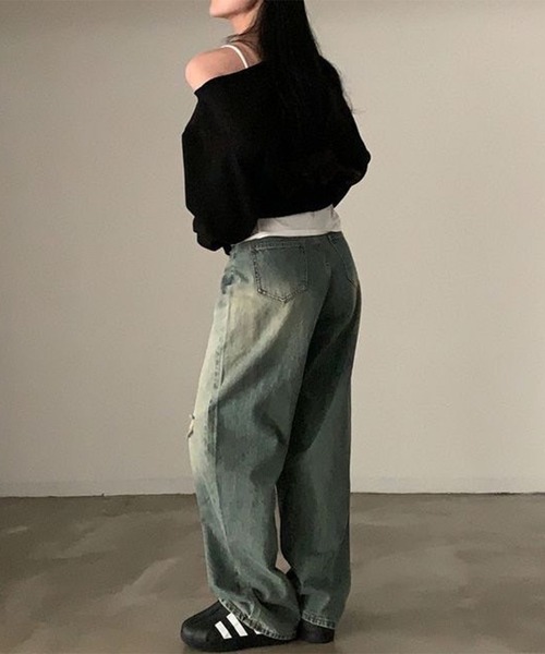 LYEON(リヨン)の「クロップドオフショルスウェット(スウェット・レディース・グレー/オフホワイト/ブラック・FREE)」の12枚目の写真