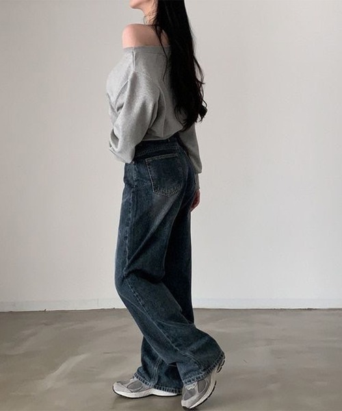 LYEON(リヨン)の「クロップドオフショルスウェット(スウェット・レディース・グレー/オフホワイト/ブラック・FREE)」の16枚目の写真