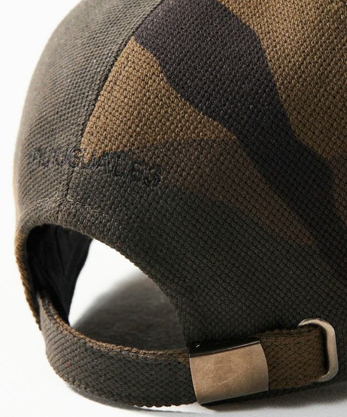 1 piu 1 uguale 3（ウノピゥウノウグァーレトレ）の「113 POLO CAP（キャップ・メンズ・カモフラージュ・FREE）」の3枚目の写真