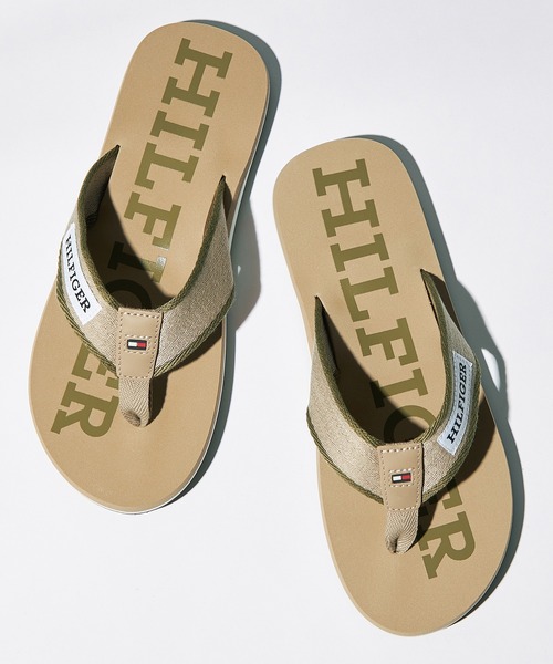 TOMMY HILFIGER(トミーヒルフィガー)の「パッチヒルフィガービーチサンダル(サンダル・メンズ・ネイビー/ベージュ・27.5cm/26.5cm/26cm)」の2枚目の写真