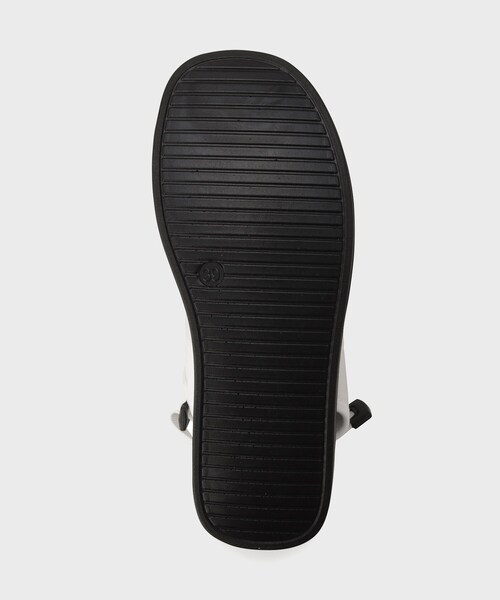 OPAQUE.CLIP（オペークドットクリップ）の「◆ボリュームソールスポーティサンダル（サンダル・レディース・ブラック/カーキ/オフホワイト・02/03）」の6枚目の写真