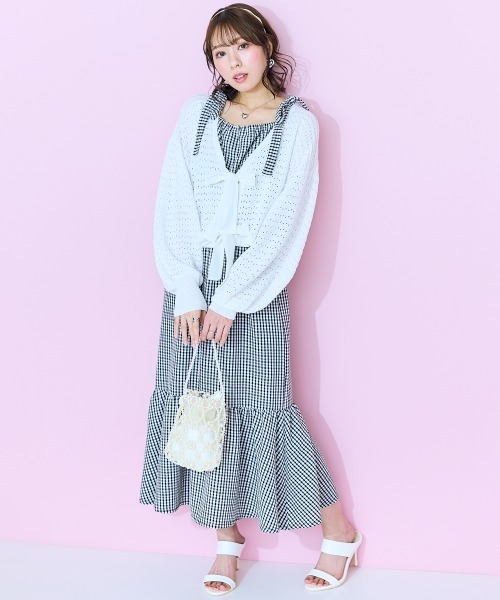 marun(マルン)の「<大きいサイズ> 肩リボンキャミソールワンピース marun(ワンピース・レディース・ブラック/オレンジ系/ホワイト×ブラック・4L/3L/LL/L/5L)」の6枚目の写真