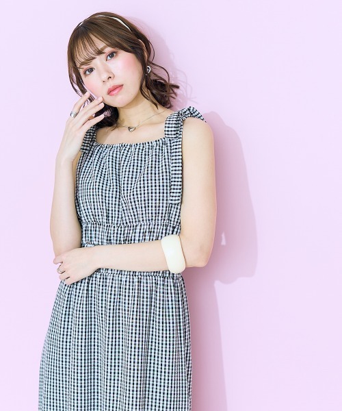 marun(マルン)の「<大きいサイズ> 肩リボンキャミソールワンピース marun(ワンピース・レディース・ブラック/オレンジ系/ホワイト×ブラック・4L/3L/LL/L/5L)」の9枚目の写真