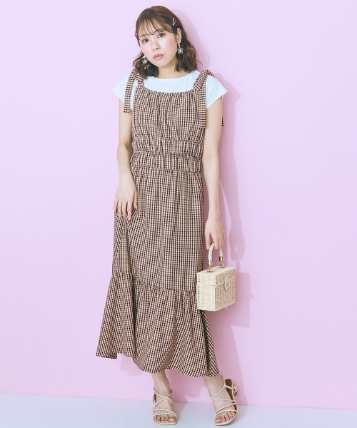 marun(マルン)の「<大きいサイズ> 肩リボンキャミソールワンピース marun(ワンピース・レディース・ブラック/オレンジ系/ホワイト×ブラック・4L/3L/LL/L/5L)」の5枚目の写真