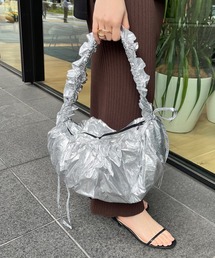 【WEB限定】フリルハンドルタックショルダー