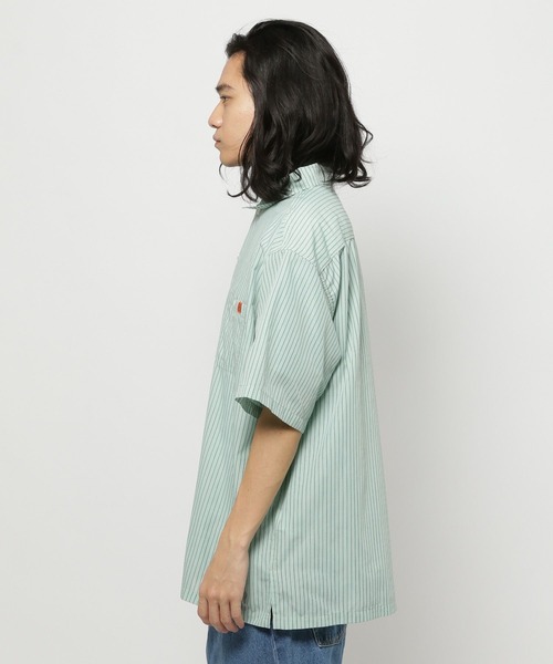 UNIVERSAL OVERALL(ユニバーサルオーバーオール)の「【UNIVERSAL OVERALL(ユニバーサル オーバーオール)】オープンカラーワークシャツ(シャツ/ブラウス・メンズ・ライトグリーン/オフホワイト・LARGE/MEDIUM)」の11枚目の写真