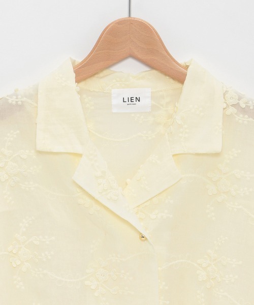 petit main LIEN（プティマインリアン）の「【LADIES】花レースシャツ（シャツ/ブラウス・レディース・レモンイエロー/オフホワイト/チャコール・FREE）」の6枚目の写真