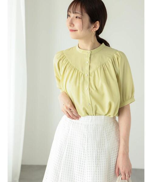 Te chichi TERRASSE（テチチテラス）の「【イージーケア/接触冷感】ギャザー切替ブラウス（シャツ/ブラウス・レディース・グリーン/ブルー/オフホワイト/ホワイト・F）」の3枚目の写真