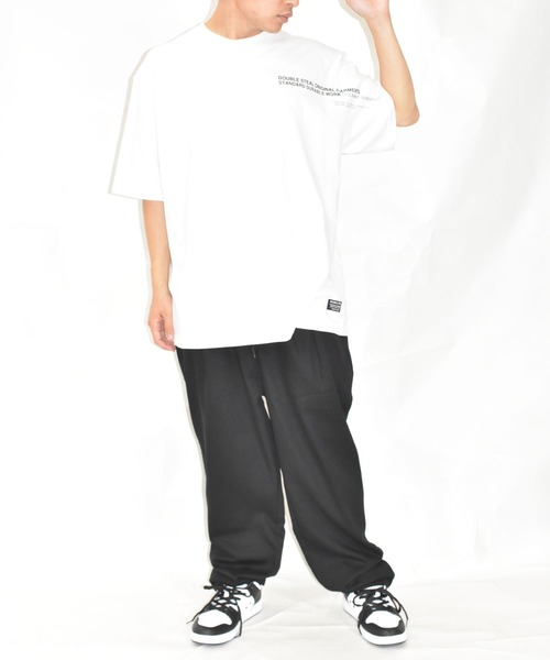 DOUBLE STEAL（ダブルスティール）の「ショルダーロングプリント Tシャツ（Tシャツ/カットソー・メンズ・ブラック/ダークブラウン/ホワイト・X-LARGE/LARGE）」の22枚目の写真