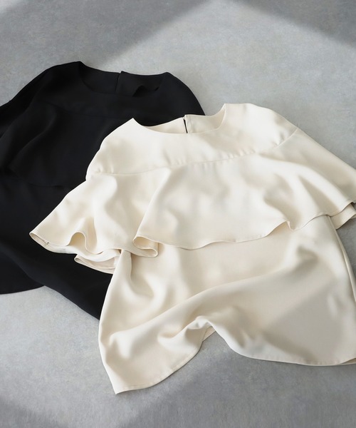 antiqua(アンティカ)の「フリルトップス(Tシャツ/カットソー・レディース・ブラック/オフホワイト・ONESIZE)」の3枚目の写真