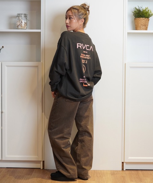 RVCA(ルーカ)の「【ムラサキスポーツ限定】RVCA/ルーカバックプリント ロンT BE044-P50(Tシャツ/カットソー・レディース・ピンク/ブラック×ホワイト/ホワイト×ブラック/ブラック×ピンク・M/S)」の14枚目の写真