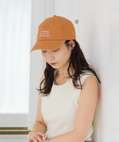 Kastane(カスタネ)の「【カラバリ豊富】ロゴキャップ(キャップ・レディース・ライトグレー/サンドベージュ/ブルー系その他/レッド系その他/レッド/ブラック・FREE)」の3枚目の写真