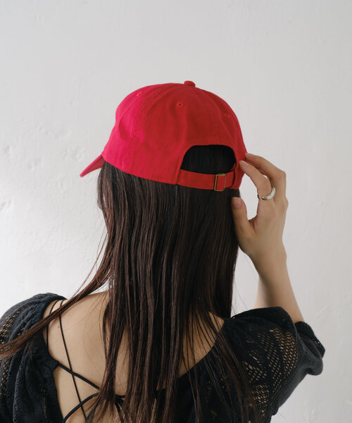 Kastane(カスタネ)の「【カラバリ豊富】ロゴキャップ(キャップ・レディース・ライトグレー/サンドベージュ/ブルー系その他/レッド系その他/レッド/ブラック・FREE)」の18枚目の写真