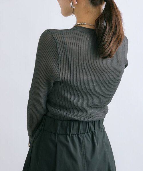 La boutique BonBon（ラブティックボンボン）の「2WAYシアーリブニット（ニット/セーター・レディース・チャコールグレー/オフホワイト/ピンク・FREE）」の14枚目の写真