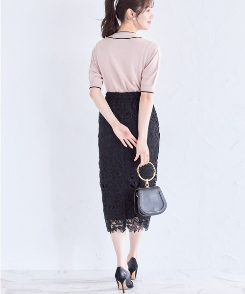 tocco closet(トッコ クローゼット)の「パール付きボウタイ配色ニットプルオーバー(ニット/セーター・レディース・ブラック/ピンクベージュ/オフホワイト/ラベンダー・M)」の17枚目の写真