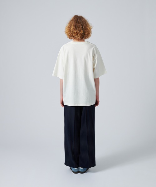 ONCILY（オンシェリー）の「MOTION GRAPHIC LOGO T-SHIRT / モーショングラフィックロゴTシャツ（Tシャツ/カットソー・メンズ・レッド/ブルー・LARGE/MEDIUM/SMALL）」の4枚目の写真