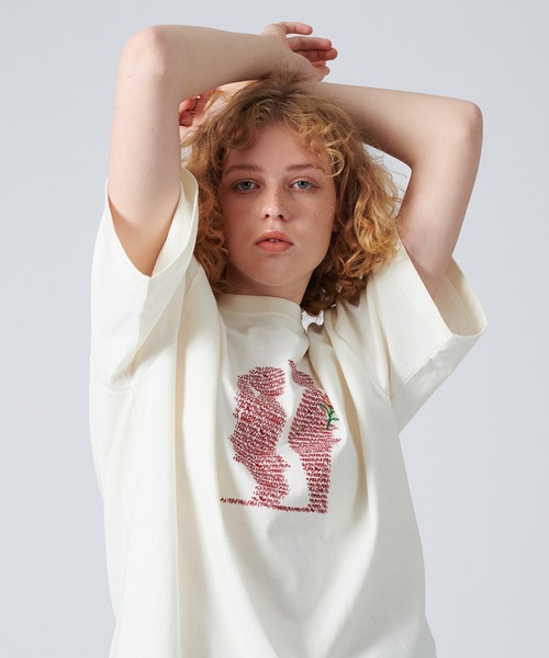 ONCILY（オンシェリー）の「MOTION GRAPHIC LOGO T-SHIRT / モーショングラフィックロゴTシャツ（Tシャツ/カットソー・メンズ・レッド/ブルー・LARGE/MEDIUM/SMALL）」の12枚目の写真