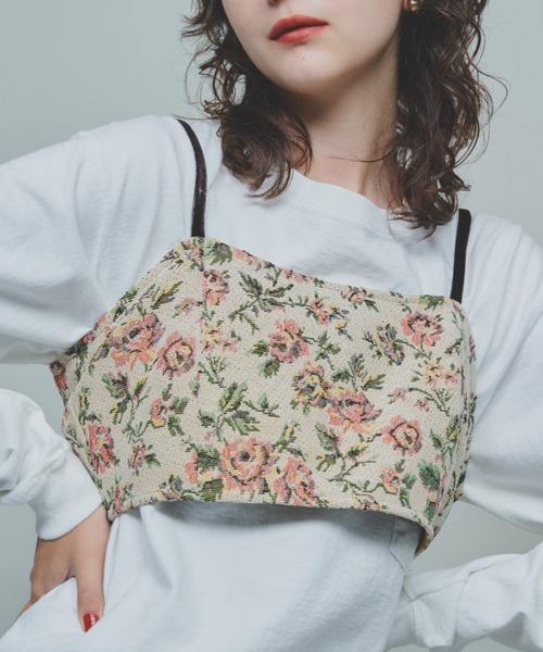 Unitage（ユニテージ）の「アンティーク調ジャガードビスチェ（ベスト・レディース・ベージュ/ブラウン・FREE）」の3枚目の写真