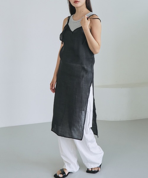 nemne store(ネンネストア)の「《unnome》シアーキャミソールチュニック(シャツ/ブラウス・レディース・ブラック/サックスブルー/アイボリー・フリー)」の17枚目の写真