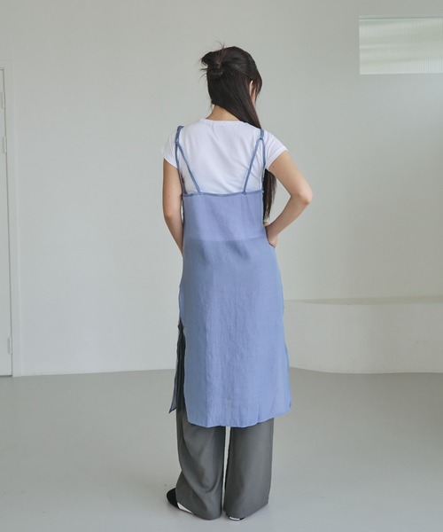nemne store(ネンネストア)の「《unnome》シアーキャミソールチュニック(シャツ/ブラウス・レディース・ブラック/サックスブルー/アイボリー・フリー)」の7枚目の写真