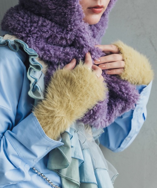 ORIENT MILLINERY（オリエント ミリナリー）の「SHAGGY KNIT ARM WARMERS（アームカバー・レディース・チャコールグレー/アイボリー/イエロー・FREE）」の3枚目の写真