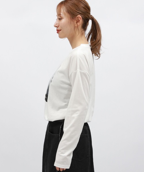 LAKOLE（ラコレ）の「箔プリント長袖T / 148085（Tシャツ/カットソー・レディース・チャコールグレー/ホワイト系/ホワイト系1/ブラック・SMALL/MEDIUM）」の5枚目の写真