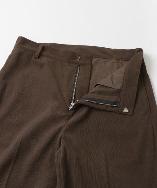 ITEMS URBANRESEARCH（アイテムズ アーバンリサーチ）の「コーデュロイ ストレートパンツ（その他パンツ・メンズ・ブラック/ブラウン・MEDIUM/LARGE）」の8枚目の写真