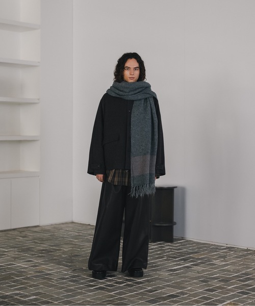 CASPER JOHN（キャスパージョン）の「Big volume line muffler/ビッグボリュームラインマフラー（マフラー・メンズ・ブルー/カーキ/ブラック/ネイビー/ブラウン・FREE）」の13枚目の写真