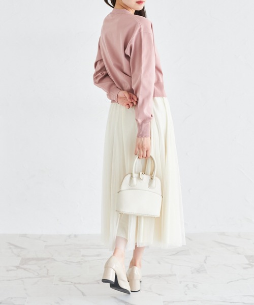 tocco closet(トッコ クローゼット)の「ハトメバー釦ドロップショルダーニットカーディガン(カーディガン/ボレロ・レディース・オフホワイト/ピンク/グリーン・M)」の16枚目の写真
