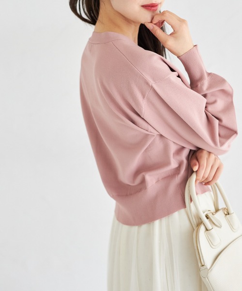 tocco closet(トッコ クローゼット)の「ハトメバー釦ドロップショルダーニットカーディガン(カーディガン/ボレロ・レディース・オフホワイト/ピンク/グリーン・M)」の17枚目の写真