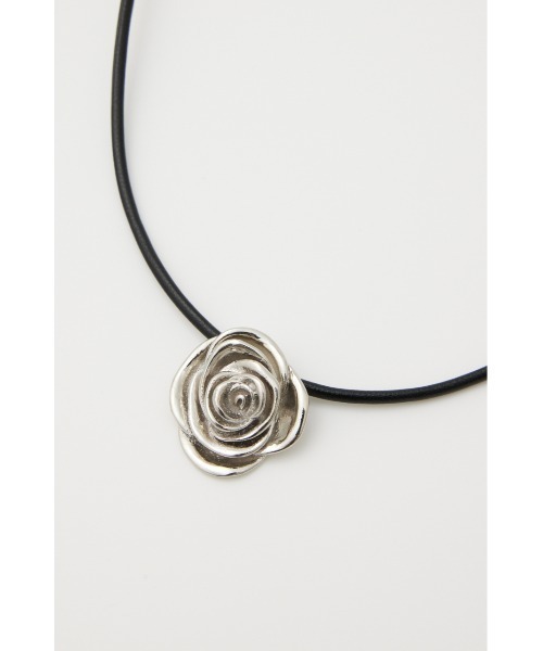 SLY（スライ）の「ROSE CHOKER ローズ チョーカー（チョーカー・レディース・シルバー・FREE）」の3枚目の写真