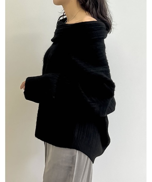 Re:EDIT（リエディ）の「2WAYオフタートルワンショルルーズ起毛ニットトップス（ニット/セーター・レディース・ブラウン/ブラック/アイボリー/グレイッシュベージュ/グレー/ブルー・MEDIUM/LARGE）」の9枚目の写真