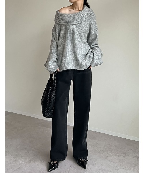 Re:EDIT（リエディ）の「2WAYオフタートルワンショルルーズ起毛ニットトップス（ニット/セーター・レディース・ブラウン/ブラック/アイボリー/グレイッシュベージュ/グレー/ブルー・MEDIUM/LARGE）」の16枚目の写真