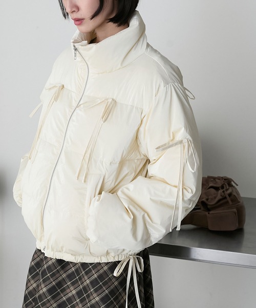 forksy.（フォルクシー）の「【forksy.】リボンナイロン中綿ジャケット（ダウンジャケット/コート・レディース・アイボリー/ブラック/ピンク・FREE）」の5枚目の写真