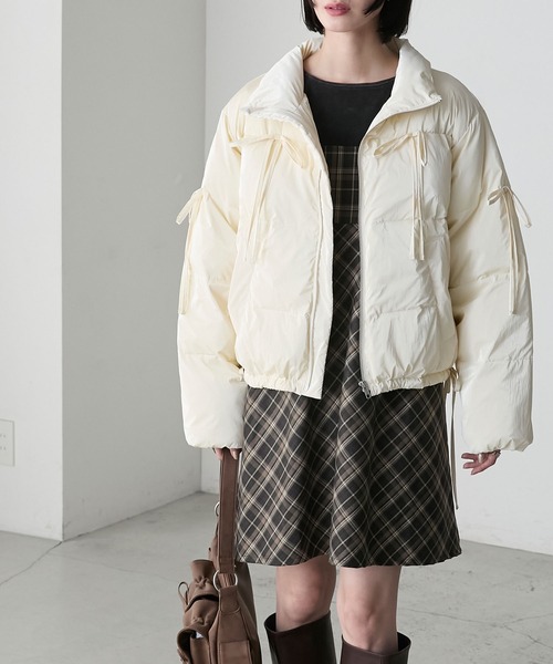 forksy.（フォルクシー）の「【forksy.】リボンナイロン中綿ジャケット（ダウンジャケット/コート・レディース・アイボリー/ブラック/ピンク・FREE）」の8枚目の写真