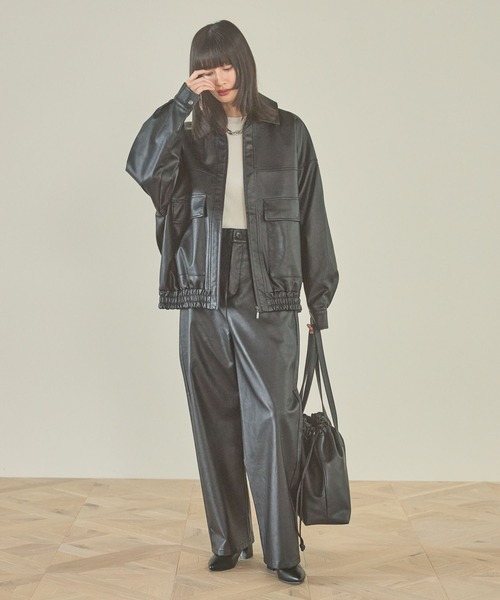 LAKOLE（ラコレ）の「FLカーブパンツ / 143181（その他パンツ・レディース・ブラック/ブラウン・SMALL/MEDIUM）」の4枚目の写真