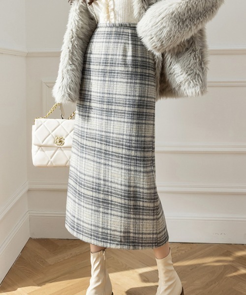 a lot of love(ア ロット オブ ラブ)の「グレンチェック柄 ナロースカート(スカート・レディース・ベージュ/グレー・S/M/L)」の2枚目の写真