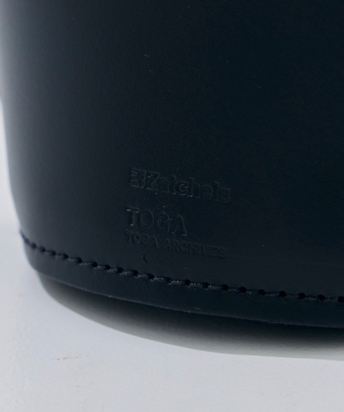 TOGA（トーガ）の「【TOGA×Zatchels/トーガ×ザッチェルズ】Barrel TOGA × Zatchels/バレルバッグ/レザーショルダーバッグ/ユニセックス（ショルダーバッグ・レディース・ブラック/ホワイト・FREE）」の14枚目の写真