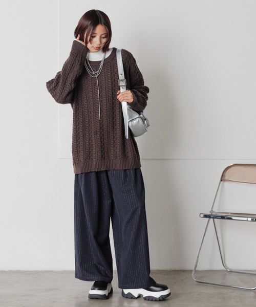 PAGEBOY（ページボーイ）の「スクエアケーブルBIGプルオーバー（ニット/セーター・レディース・オフホワイト/ブラック/ブラウン/グリーン系その他/ライトブルー・FREE）」の17枚目の写真