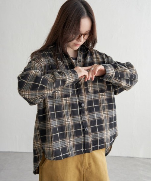 LBC（エルビーシー）の「モールチェックCPOシャツ（シャツ/ブラウス・レディース・ブラック/ブルー・M）」の4枚目の写真