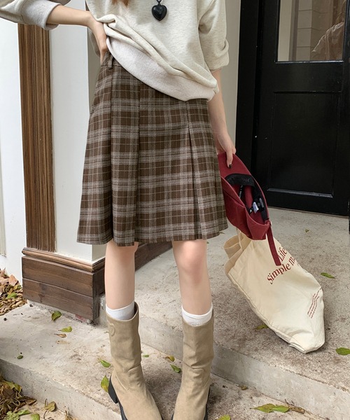 HALEY PESCA(ヘーリーペスカ)の「HALEY PESCA/ギークチェック ミディアムプリーツスカート(スカート・レディース・ブラック/ブラウン/ブルー・SMALL/MEDIUM)」の20枚目の写真