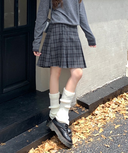 HALEY PESCA(ヘーリーペスカ)の「HALEY PESCA/ギークチェック ミディアムプリーツスカート(スカート・レディース・ブラック/ブラウン/ブルー・SMALL/MEDIUM)」の12枚目の写真