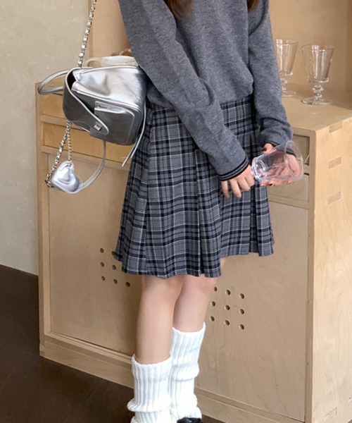HALEY PESCA(ヘーリーペスカ)の「HALEY PESCA/ギークチェック ミディアムプリーツスカート(スカート・レディース・ブラック/ブラウン/ブルー・SMALL/MEDIUM)」の11枚目の写真