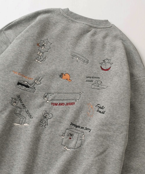 Tom&Jerry(トムアンドジェリー)の「【TOM&JERRY/トムとジェリー】4Type キャラクターコミカルイラスト裏起毛 クルーネックスウェット/ビッグシルエット(スウェット・レディース・ダークブルー/ピンク/グレー/ブルー/アッシュグレー/チャコールグレー/ワイン/カーキ・M/L)」の3枚目の写真