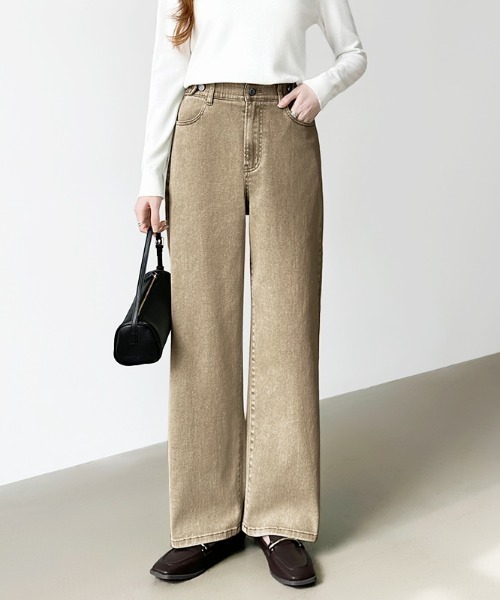 COCOMOMO（ココモモ）の「【楽 革 命】ストレッチ抜群！ 楽革命デニムパンツ ウエスト調整ボタンつき デニムパンツ ストレート ハイウエスト デニム ワイドパンツ ワイドデニムパンツ（デニムパンツ・レディース・ブラック/ホワイト系/ブルー/ホワイト/ダークブルー/ブルー系/ブルー系その他/ブラック系/ブルー系その他2/ライトブルー/ダークグレー/グレー系その他/ブルー系その他3/ケミカルウォッシュ/グレー系/グレー/ブラウン系/ライトブラウン/モカ/ブラウン系その他・S/M/L/XL）」の9枚目の写真