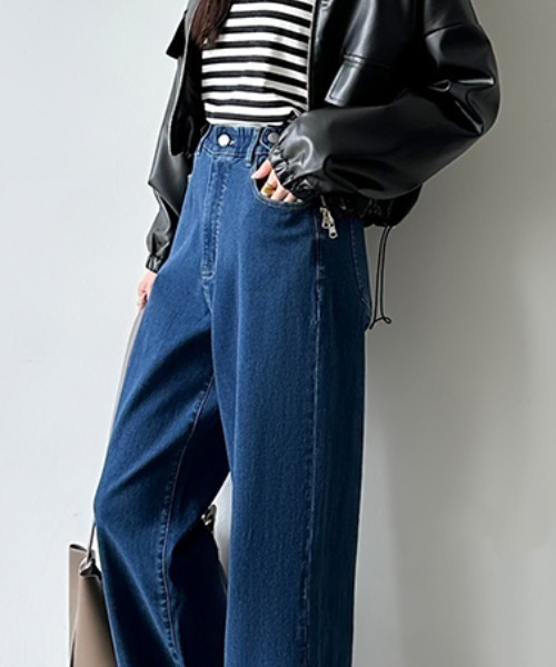 COCOMOMO（ココモモ）の「【楽 革 命】ストレッチ抜群！ 楽革命デニムパンツ ウエスト調整ボタンつき デニムパンツ ストレート ハイウエスト デニム ワイドパンツ ワイドデニムパンツ（デニムパンツ・レディース・ブラック/ホワイト系/ブルー/ホワイト/ダークブルー/ブルー系/ブルー系その他/ブラック系/ブルー系その他2/ライトブルー/ダークグレー/グレー系その他/ブルー系その他3/ケミカルウォッシュ/グレー系/グレー/ブラウン系/ライトブラウン/モカ/ブラウン系その他・S/M/L/XL）」の22枚目の写真